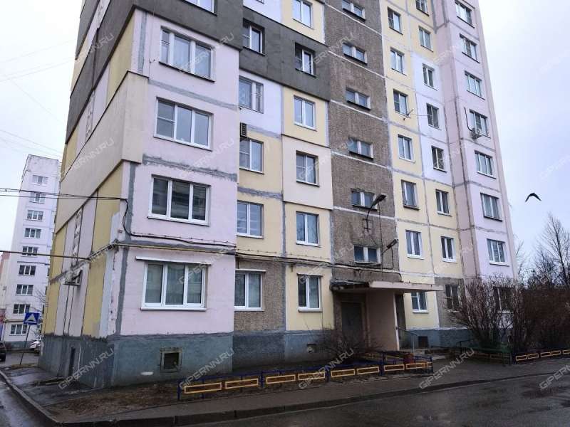 трёхкомнатная квартира в Центральном микрорайоне дом 9 город Выкса