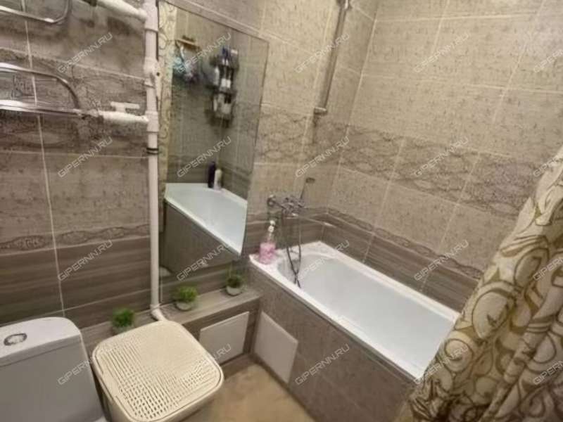 трёхкомнатная квартира на Юбилейном бульваре дом 23