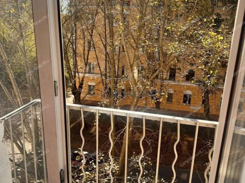 трёхкомнатная квартира на улице Страж Революции дом 16