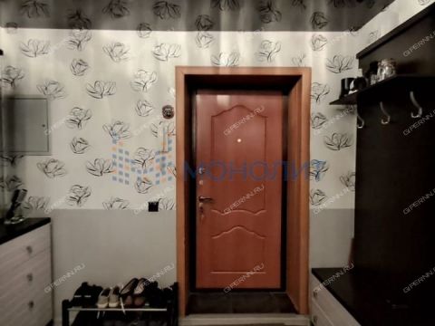 3-komnatnaya-ul-vyatskaya-d-9 фото