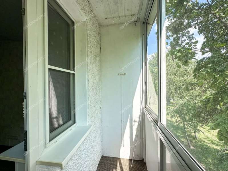 трёхкомнатная квартира на улице Юлиуса Фучика дом 39