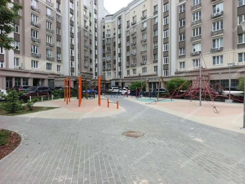 трёхкомнатная квартира на улице Максима Горького дом 70