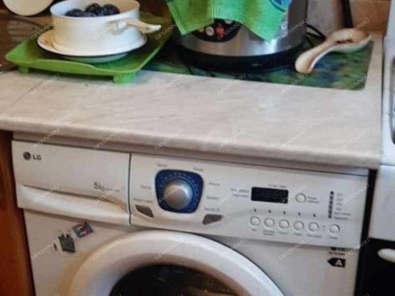 трёхкомнатная квартира на улице Героя Давыдова дом 14