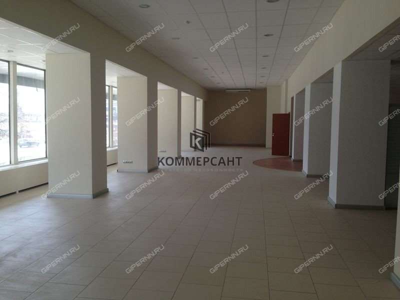 помещение под торговую площадь на Совнаркомовской улице