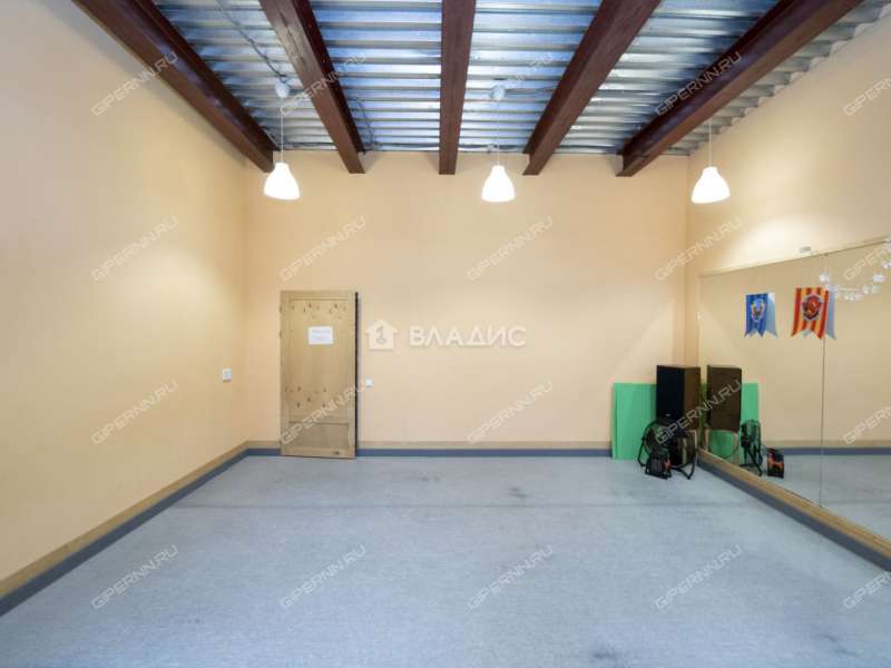 помещение под помещение свободного назначения на Большой Покровской улице