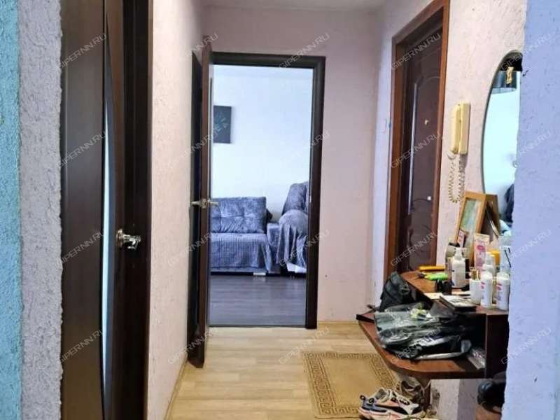 двухкомнатная квартира на улице Краснодонцев дом 19