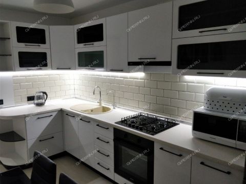 2-komnatnaya-prosp-busygina-d-16 фото