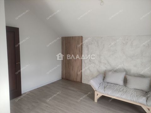 dom-derevnya-komarovo-gorodskoy-okrug-bor фото