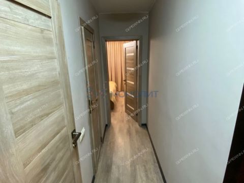 3-komnatnaya-b-r-60-letiya-oktyabrya-d-21-k2 фото