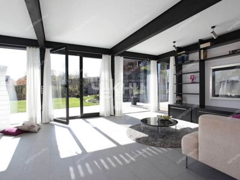 дом на  деревня Линдо-Усад