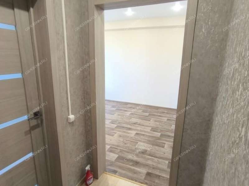 комната в доме 28 на Молодёжном проспекте