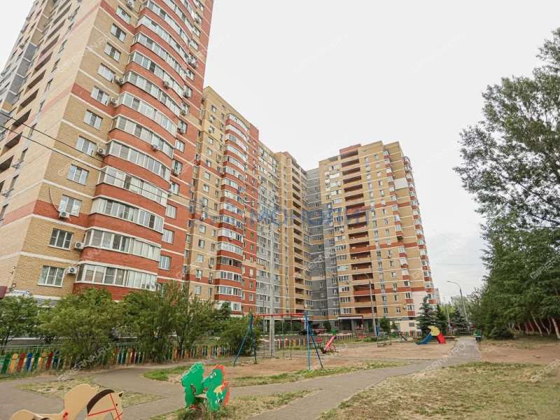 трёхкомнатная квартира на Мещерском бульваре дом 5А