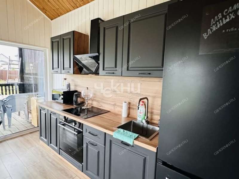 дом на Ахматовой село Каменки