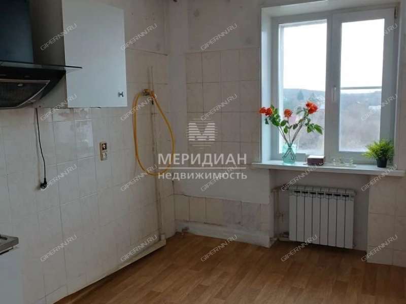 трёхкомнатная квартира на Эпроновской улице дом 10