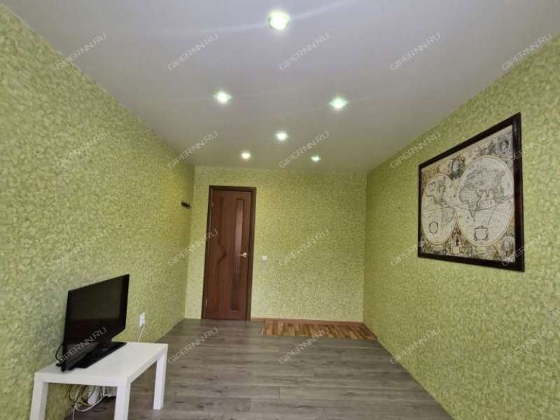 трёхкомнатная квартира в посёлке Мостоотряд дом 21