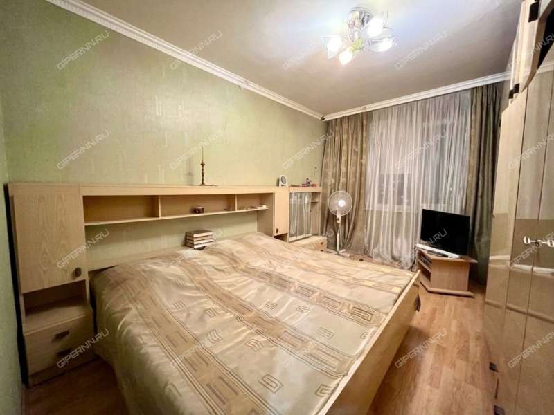 трёхкомнатная квартира на Полтавской улице дом 35