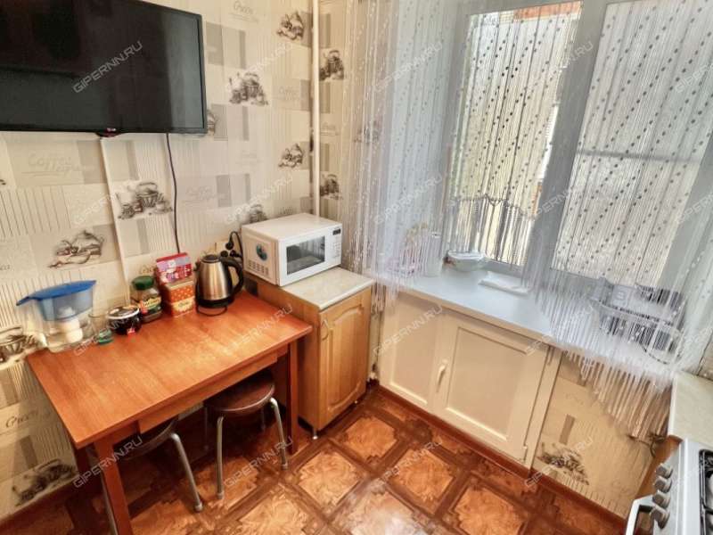 двухкомнатная квартира в 2-м микрорайоне дом 31 город Кстово