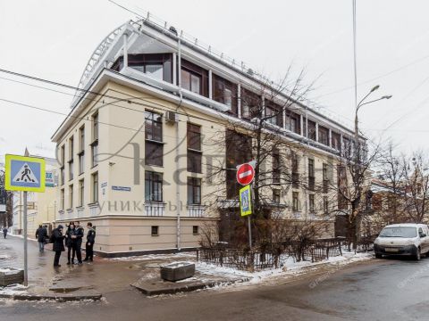 4-komnatnaya-ul-minina-d-9-4 фото