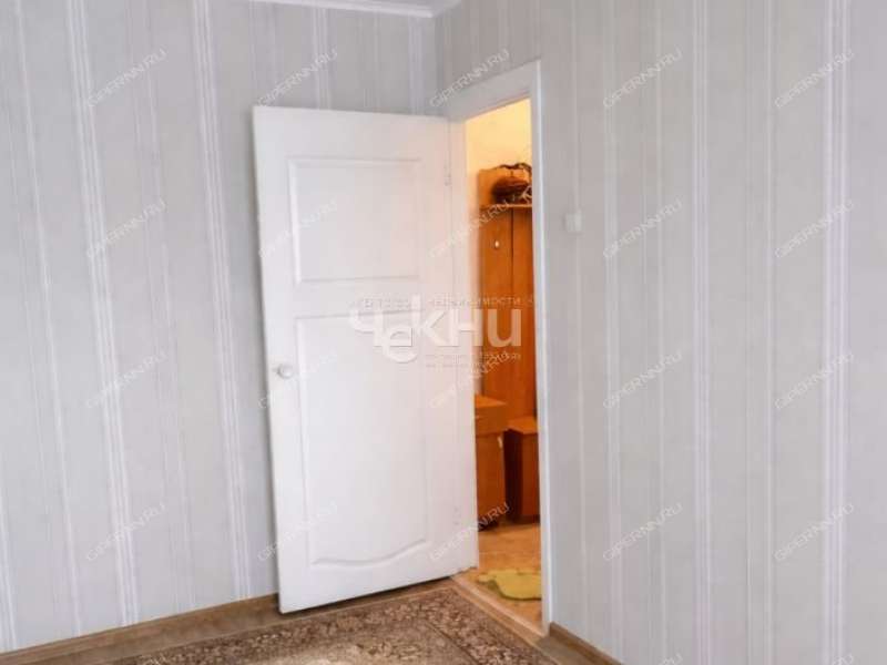 двухкомнатная квартира в 6-м микрорайоне дом 15б