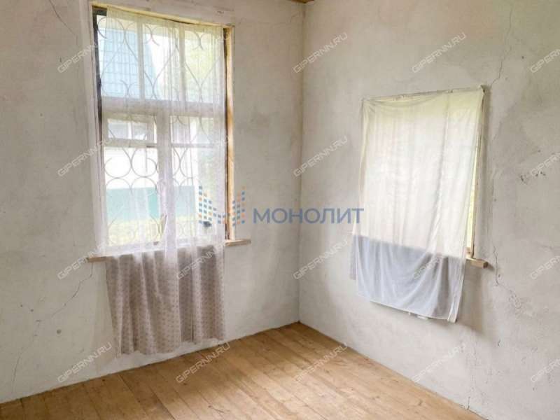 дом на -