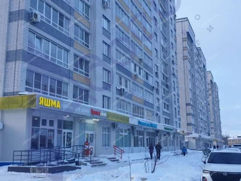 трёхкомнатная квартира на улице Коммуны дом 18