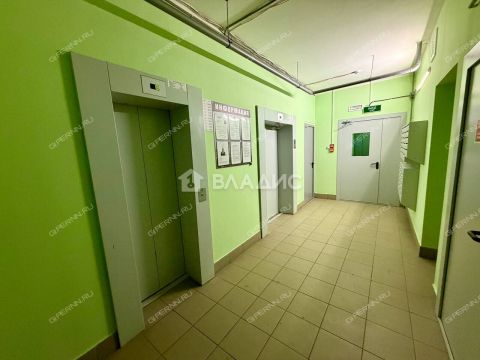 3-komnatnaya-ul-osharskaya-d-98-k1 фото