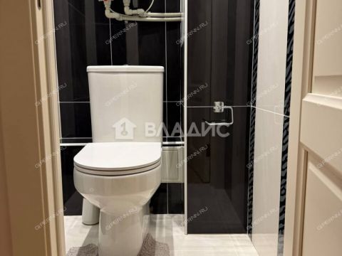 2-komnatnaya-ul-rodionova-d-45 фото