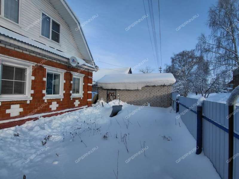 дом на Школьной улице село Федяково