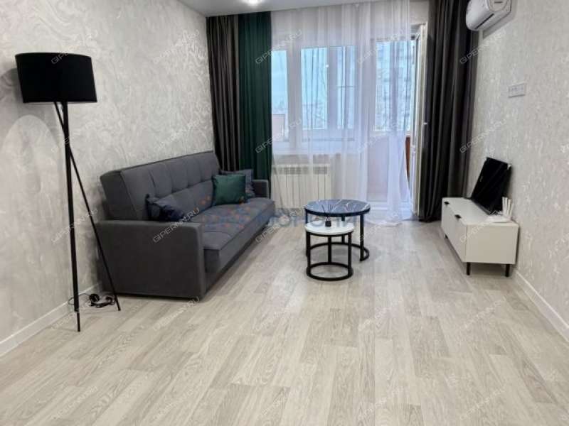 двухкомнатная квартира на улице Сергея Есенина дом 3