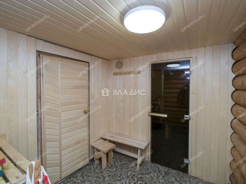 дом на улице Чуйкова город Бор