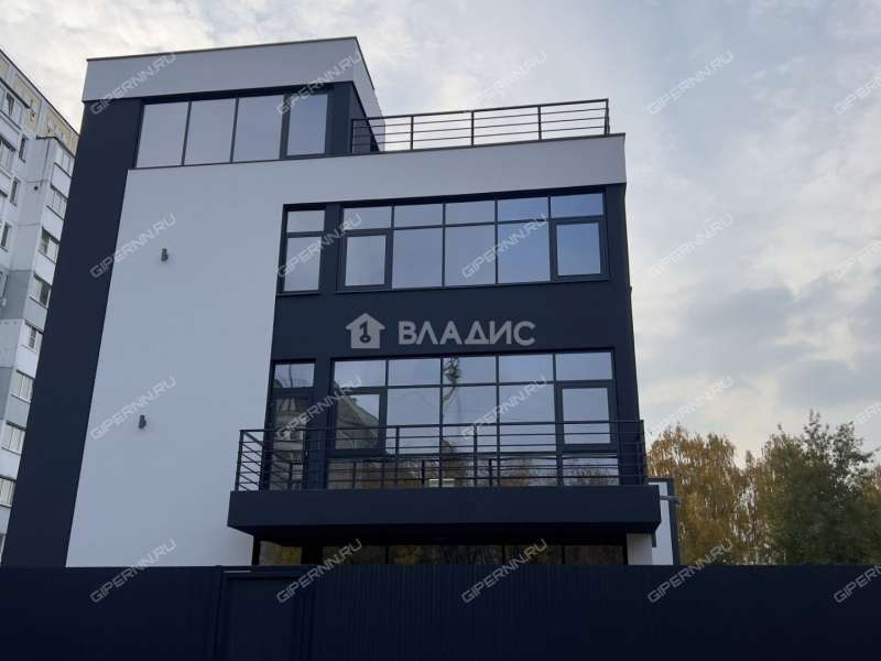 здание под офис на улице Маршала Казакова