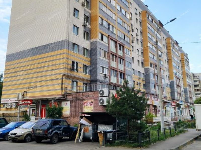 помещение под помещение свободного назначения, торговую площадь на улице Сергея Есенина