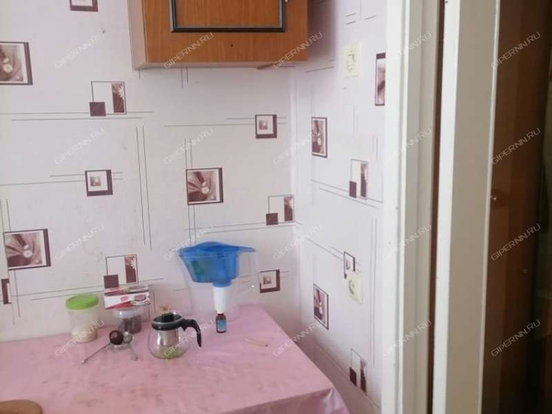 однокомнатная квартира на Мончегорской улице дом 18  к.3