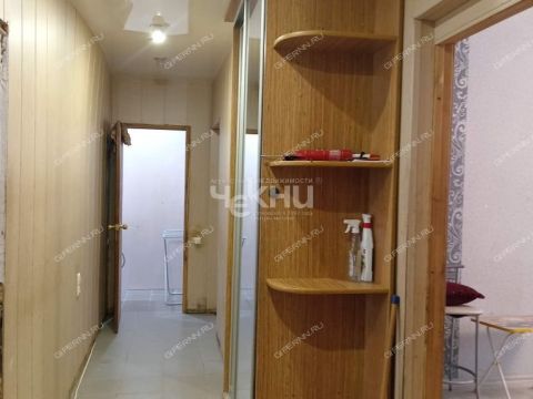 3-komnatnaya-rabochiy-poselok-gidrotorf-balahninskiy-municipalnyy-okrug фото