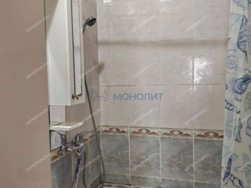 трёхкомнатная квартира на улице Маршала Голованова дом 35