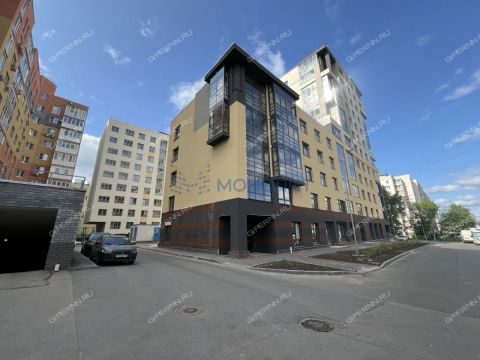 3-komnatnaya-ul-poltavskaya-d-15 фото
