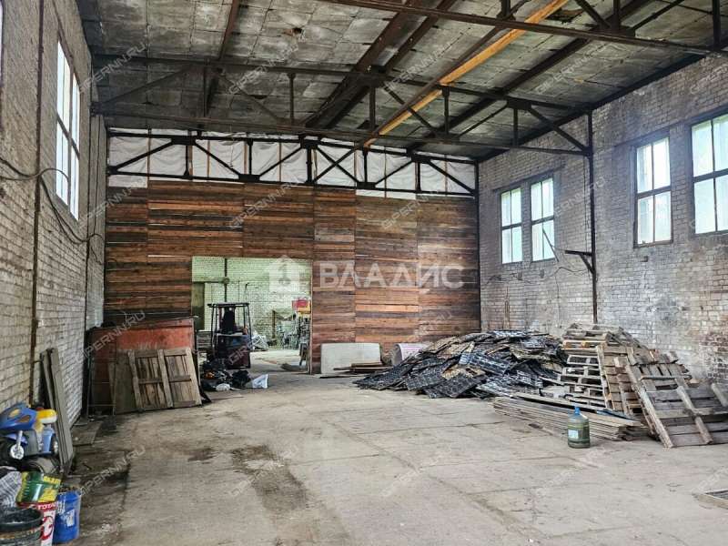 помещение под производственную площадь на улице Чернышевского город Семёнов