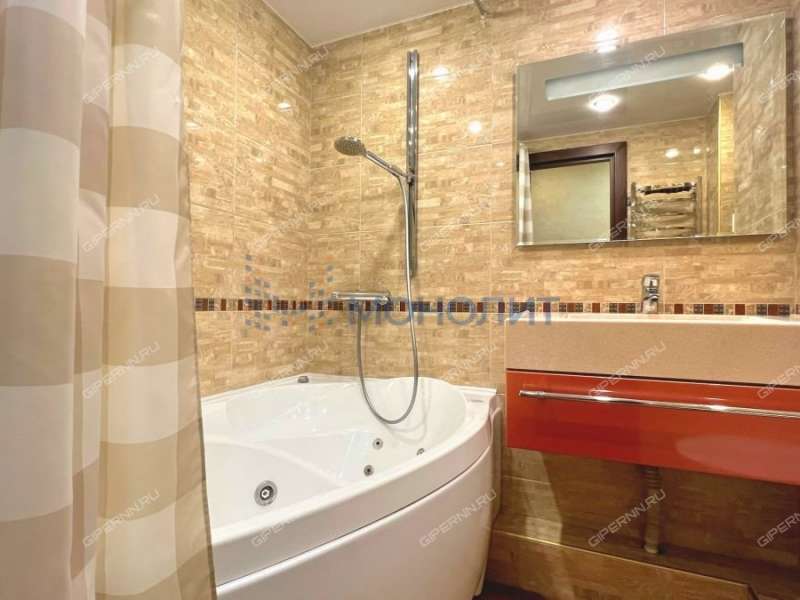 четырёхкомнатная квартира на Пролетарской улице дом 5