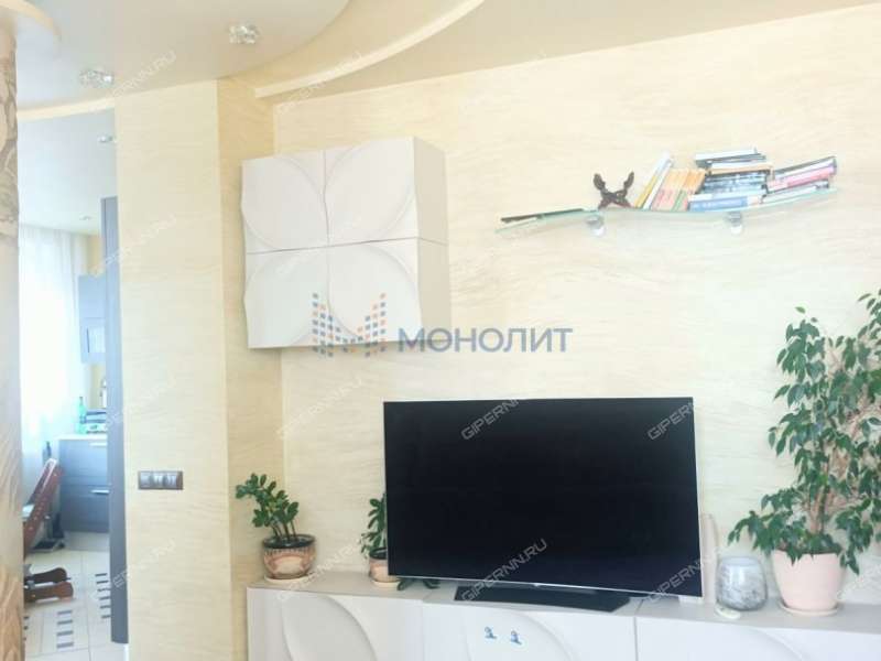 трёхкомнатная квартира на бульваре Академика Королёва дом 8