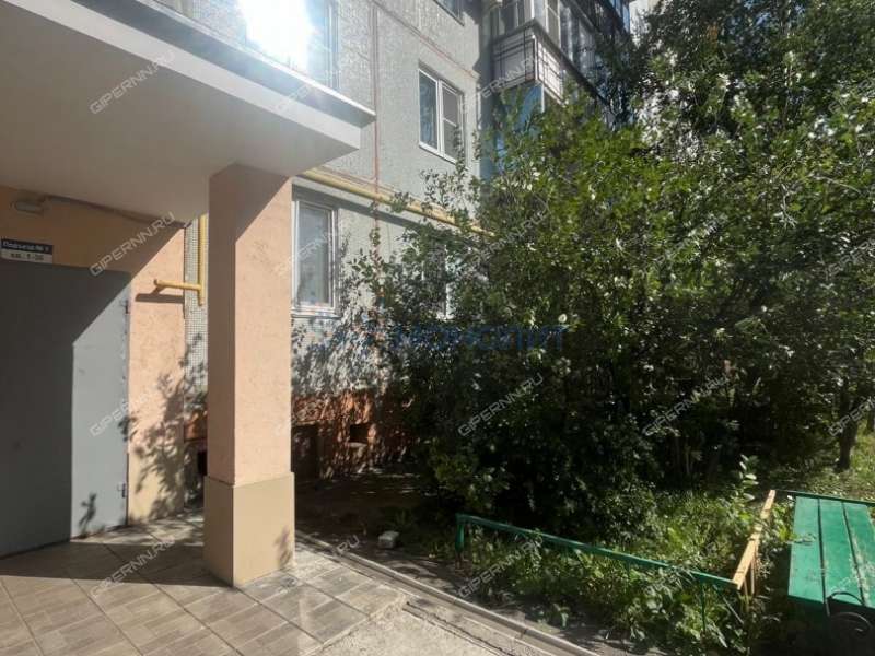 трёхкомнатная квартира на улице Островского дом 5