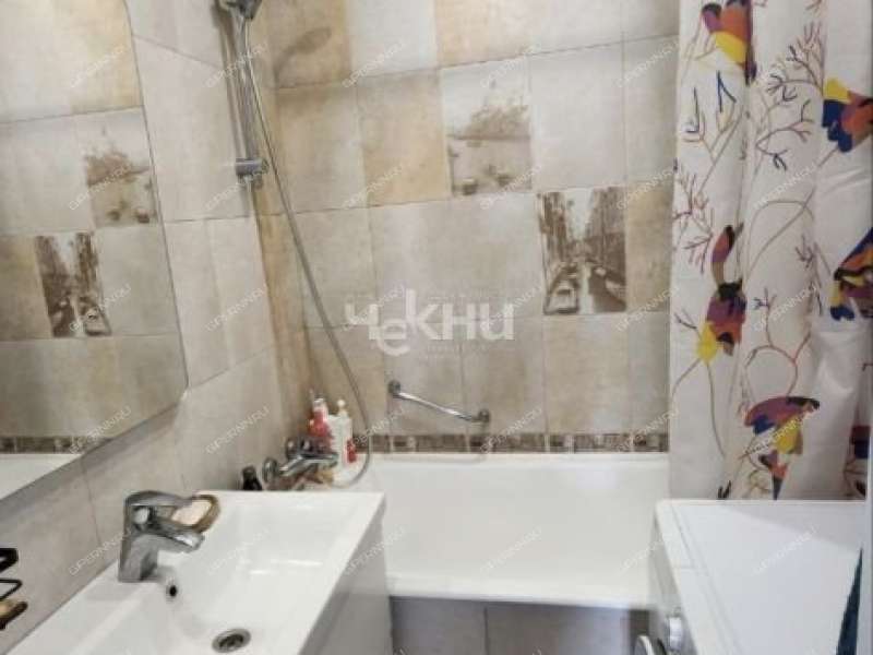 трёхкомнатная квартира на улице Льва Толстого дом 3