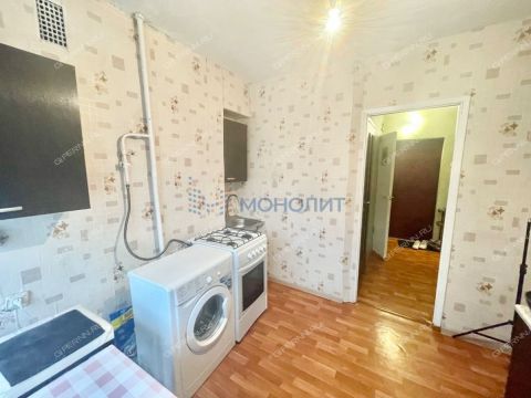 1-komnatnaya-ul-verhnepecherskaya-d-3 фото