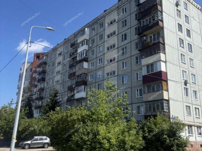 трёхкомнатная квартира на улице Александра Люкина дом 9