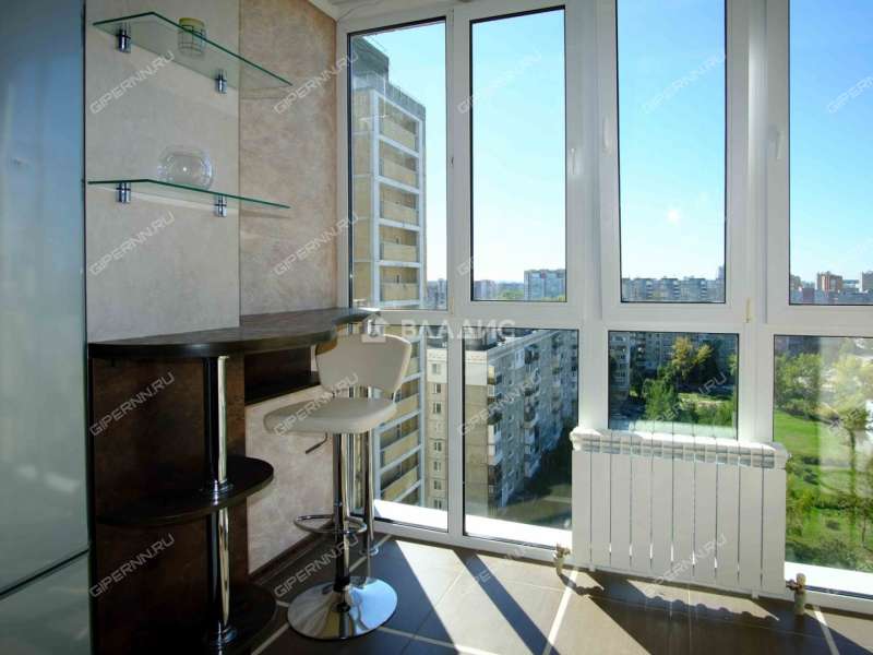 однокомнатная квартира на Волжской набережной дом 8