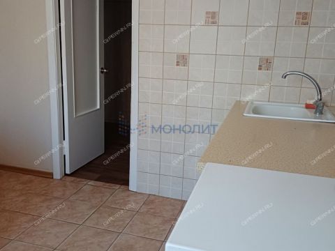 2-komnatnaya-ul-verhnepecherskaya-d-1-k1 фото