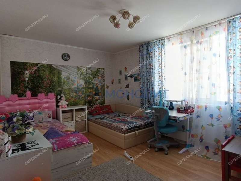 трёхкомнатная квартира на улице Родионова дом 165 к3