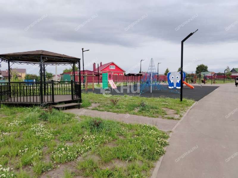 дом на Ленина село Кирилловка