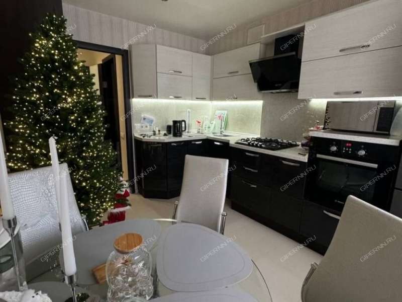 однокомнатная квартира на улице Сергея Есенина дом 31