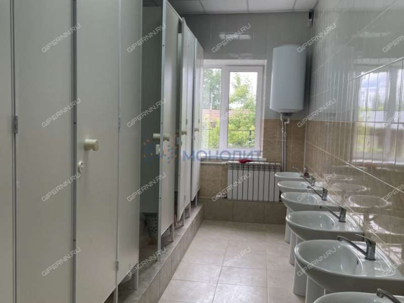 здание под недвижимость под медицинские учреждения, недвижимость под образовательные учреждения на улице Железнодорожная город Заволжье