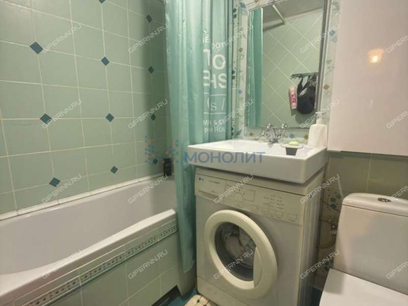 четырёхкомнатная квартира на улице Бутлерова дом 38Б город Дзержинск